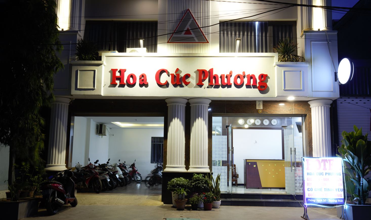 Hotel Hoa Cúc Phương - Dĩ An